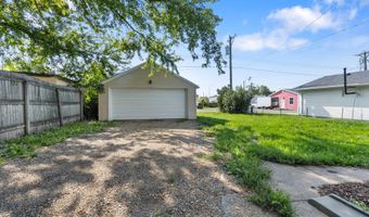 614 S 11th St, Aberdeen, SD 57401