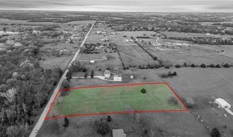 4835 Eisenhower Rd, Baldwin City, KS 66006