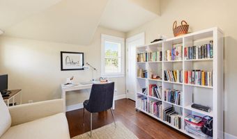 955 Overlook Dr, Ashland, OR 97520