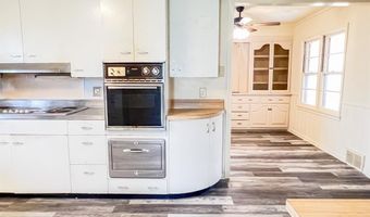 812 S Ash St, Archer City, TX 76351