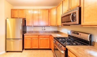 854 W Summerfield Glen Cir W 116, Ann Arbor, MI 48103