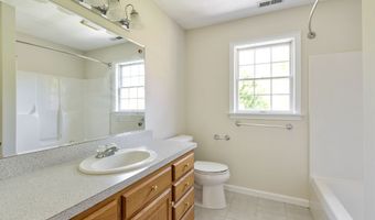 555 Waterville Rd, Avon, CT 06001
