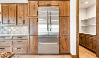 33 Leachman Ln, Bozeman, MT 59718