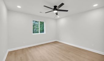 105 Hunter St, Abbeville, SC 29620