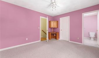 133 Bridgetown Rd, Narragansett, RI 02882