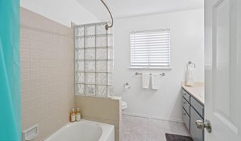 318 Redrock Dr, Antioch, CA 94509