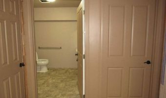 1332 COMMERCIAL St, Astoria, OR 97103