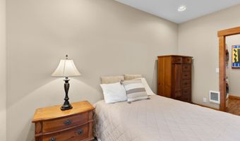 303 S MARINE St, Rockaway Beach, OR 97136