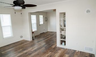 707 E 5th St, Altamont, KS 67330