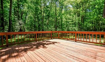 19121 Brewster Rd, Aurora, OH 44202