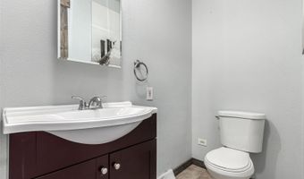 710 4th St, Bennett, CO 80102