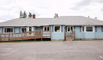 875 Hammond St, Bangor, ME 04401