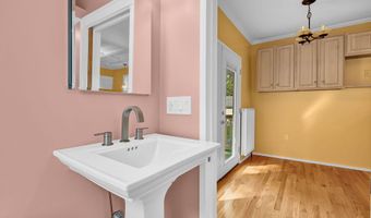 115 Shepley St, Auburn, ME 04210