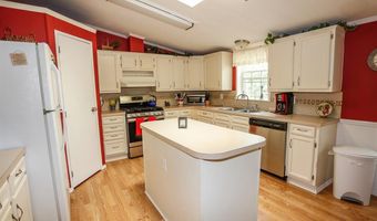 8 Merissa Dr, Allenstown, NH 03275