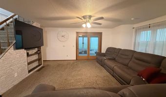 13498 Westbrook St, Ackley, IA 50601