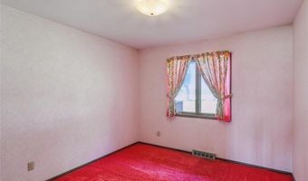 71 Railroad St, Atkins, IA 52206