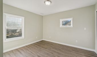 715 Grand Ave, Ames, IA 50010