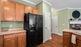 127 Linton Dr, Acworth, GA 30102