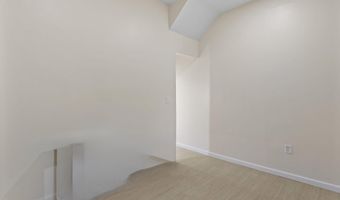 2642 E MONUMENT St 1, Baltimore, MD 21205