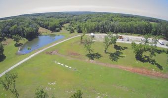 112 E Dade 22, Arcola, MO 65603