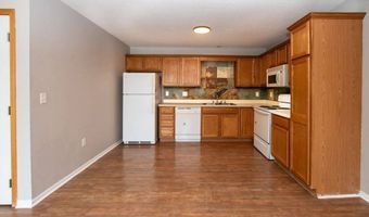1062 10th Ave NW, Altoona, IA 50009