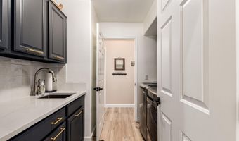 4102 E SPUR Dr, Cave Creek, AZ 85331
