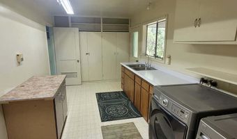 21092 Shelly Ln, Anderson, CA 96007