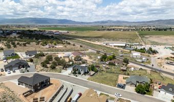 48 S Cimarron Cir, Cedar City, UT 84720