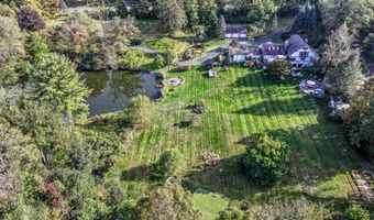 70 Obtuse Hill Rd, Brookfield, CT 06804