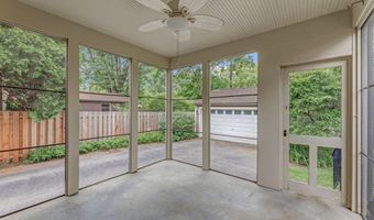 35 Brevoort Rd, Columbus, OH 43214