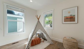 430 Hillcrest Dr, Aptos, CA 95003