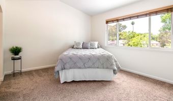 606 Santa Ana Cir, Santa Rosa, CA 95404