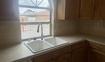 852 Sherwood Dr, Alamogordo, NM 88310