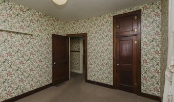 1147 State St, Augusta, KS 67010