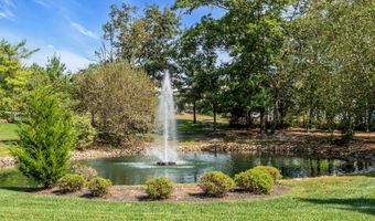 61 Milky Way Dr, Barnegat, NJ 08005
