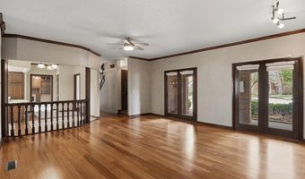 8204 Brownsville Ln, Bethany, OK 73008