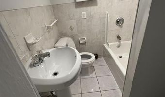 55 E 21ST St, Bayonne, NJ 07002