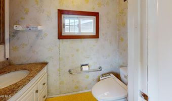 202 Bell Ave, Altoona, PA 16602