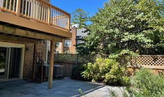 9715 WHITLEY PARK Pl #TH-11, Bethesda, MD 20814