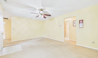 4317 Heathrow Dr, Anderson, IN 46013