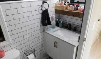 2804 Avon Blvd, Ashtabula, OH 44004