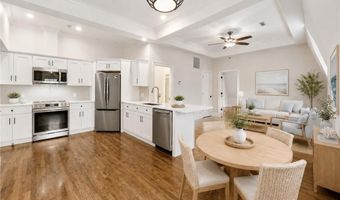 18 State St 5, Bristol, RI 02809