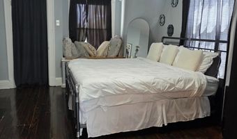 922 Summit Ave, Cincinnati, OH 45204
