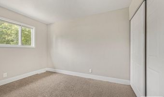 2285 Curlew Dr, Ammon, ID 83406