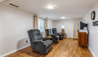 632 20th St, Ames, IA 50010