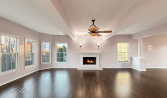 3260 Nottingham Dr, Algonquin, IL 60102