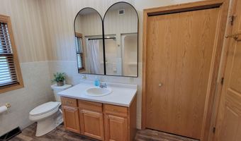 635 LAURISA Ln, Antigo, WI 54409