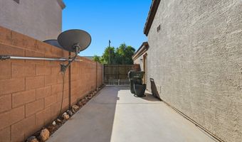146 W BLUE LAGOON Dr, Casa Grande, AZ 85122