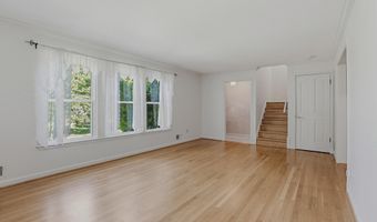7607 MARYKNOLL Ave, Bethesda, MD 20817