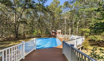 886 Weaver Hill Rd, Coventry, RI 02816